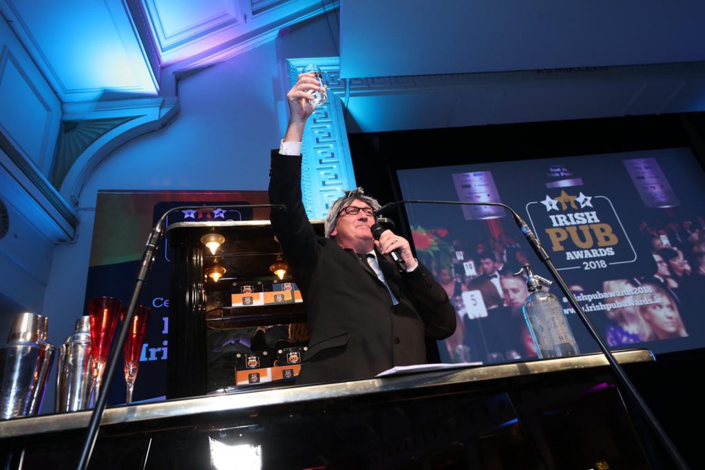 Dr. Gunther Grun hosts the Irish Pub Awards 2018